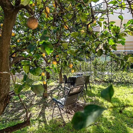 Apartment Private Garden - Beaches 900m - Wifi - Smarttv *