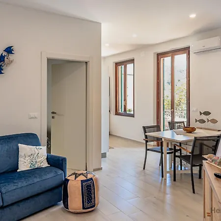 Private Garden - Beaches 900m - Wifi - Smarttv Varazze