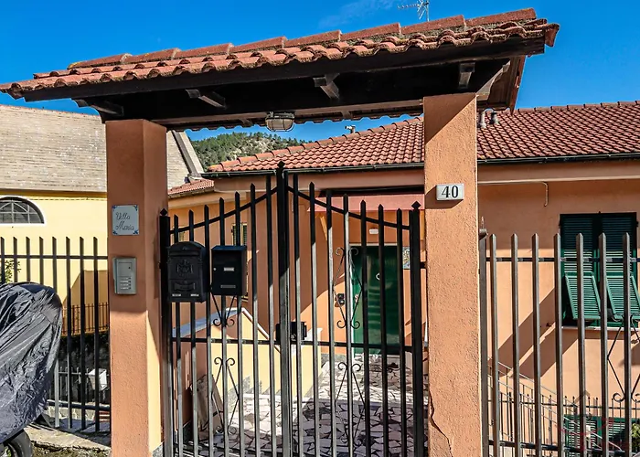 Private Garden - Beaches 900m - Wifi - Smarttv Appartement Varazze